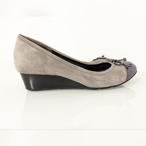Cole Haan Nike beige suede ballet wedges 7.5B